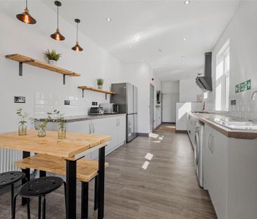 1 bedroom in a house share to rent - Photo 5
