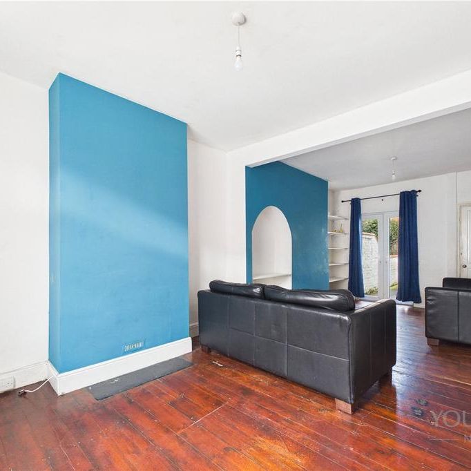 3 bedroom terraced house to rent - Photo 1