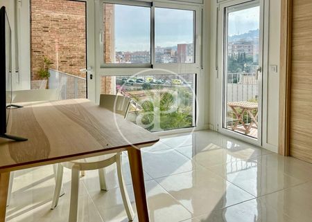 House for Rent in Vall d’Hebron - Photo 2