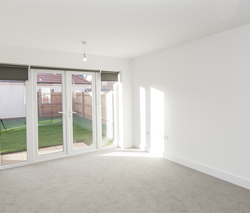 3 bedroom detached house to rent - Photo 2