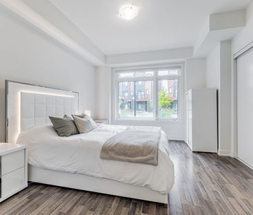 For Lease - 370C Red Maple Road Unit# 77, Richmond Hill, Ontario - Photo 1