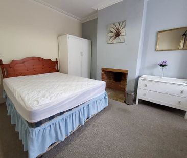 Merton Road - Photo 2