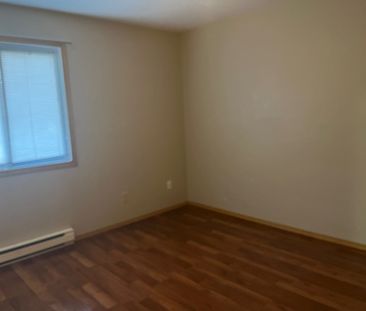 Spacious 2-Bedroom, 2-Bathroom Condo - Photo 3