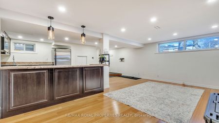 For Lease - 79 Kencliff Crescent, Toronto, Ontario - Photo 2