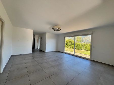Location Maison 5 pièces 152m² NICE 06000 - Photo 3