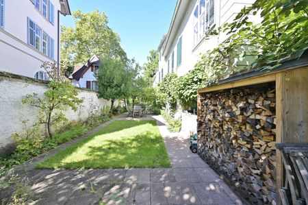 COUNTRY HOUSE IN THE HEART OF RIEHEN - LIVING WITH HISTORY AND CHARACTER - Foto 5