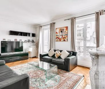 Appartement • Elysées-Madeleine - Photo 3