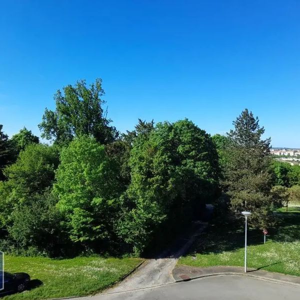 Appartement à louer 2 pièces 69.98m² - Photo 1