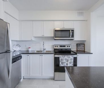 North Shore Towers - Photo 4