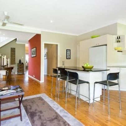 Collaroy, 82 Hay Street - Photo 1