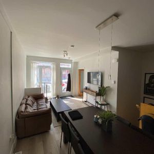 2299$, 3 ch., disponible maintenant, électros inclus / 3 br, available now, with appliances - Photo 2