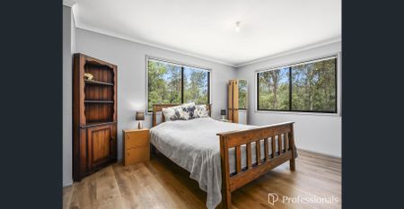 Spacious home on 10 acres! - Photo 2