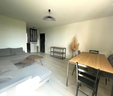 Location Appartement 3 pièces 65m² BOURG LES VALENCE 26500 - Photo 3