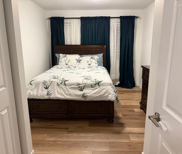 For Lease - 180 Hampshire Way, Milton, Ontario - Photo 1