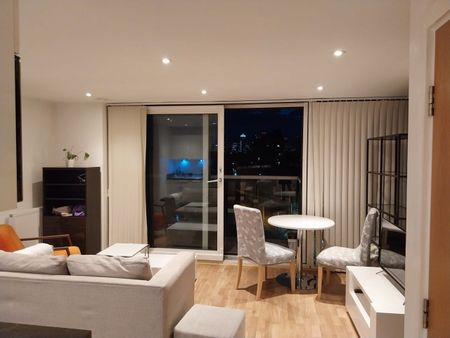 Studio Flat, Mill Lane, SE8 - Photo 2