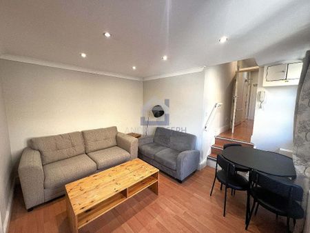 3 Bedroom Flat To Rent - Photo 2