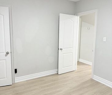 For Lease - 113 Confederation Drive, Toronto, Ontario - Photo 1