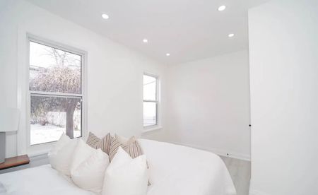 For Lease - 288 Celina Street, Oshawa, Ontario - Photo 2