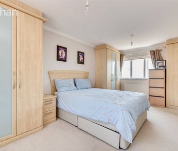 4 bedroom detached house to rent - Photo 6