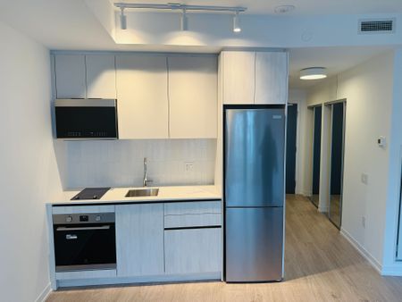 For Lease - 2485 Eglinton Avenue Unit# 612, Mississauga, Ontario - Photo 4