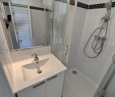 Location Appartement 1 pièce 15m² ST MAUR DES FOSSES 94100 - Photo 3