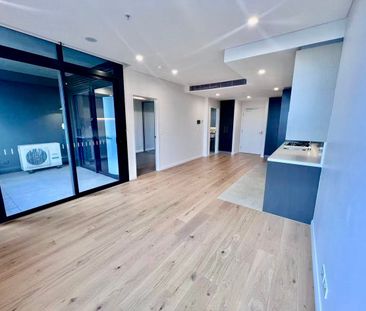 Tallawong station , study room with window can be used as bedroom - Photo 1