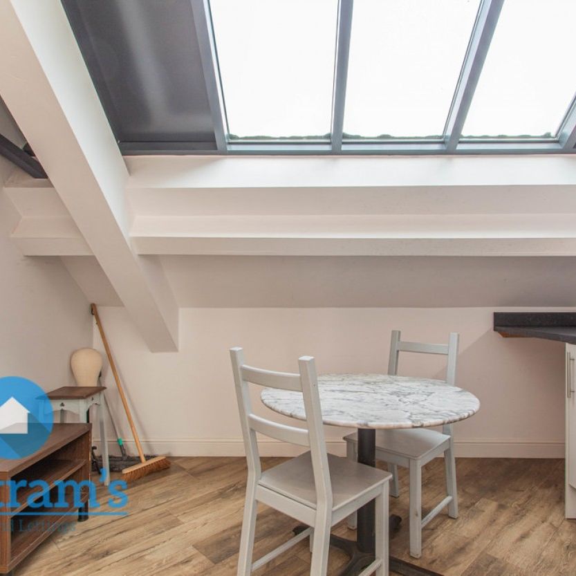 1 bed Studio for Rent - Photo 1