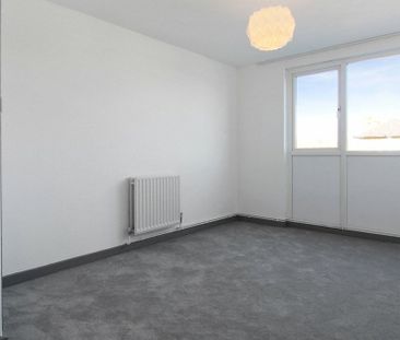 2 bedroom property to rent - Photo 2