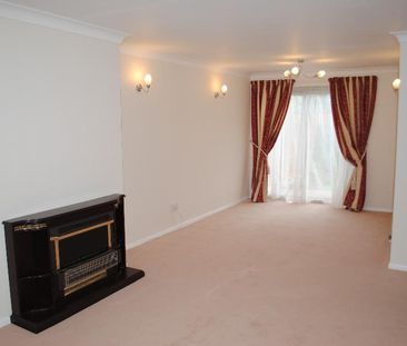 3 bedroom semi-detached house to rent - Photo 4