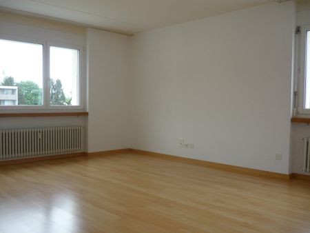 4.5 Zimmer, 100 m², 2. Stock - Photo 4