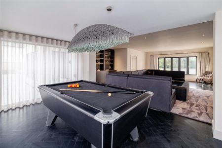 6 bedroom detached house to rent - Photo 2