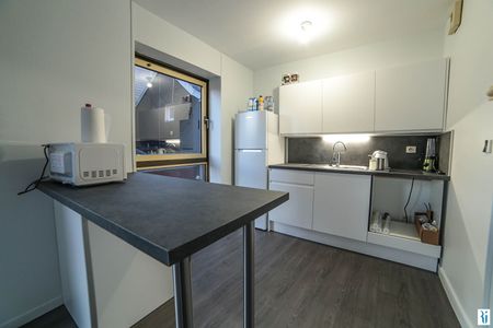 Location Appartement 2 pièces 45m² ROUEN 76000 - Photo 5