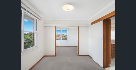 Comfortable family home in a central location - Photo 4