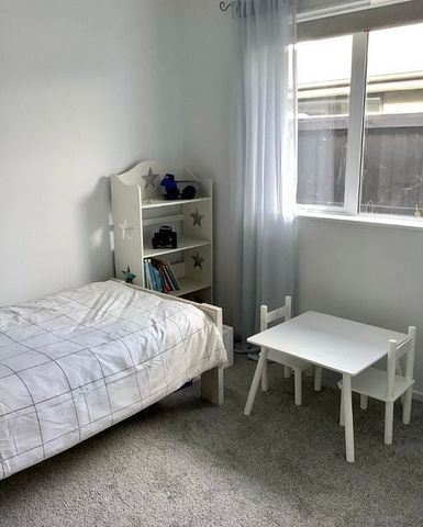 Available soon - 4 bedroom home - Photo 2