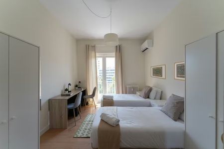 Calle del Conde Duque, Madrid, Community of Madrid 28015 - Photo 2