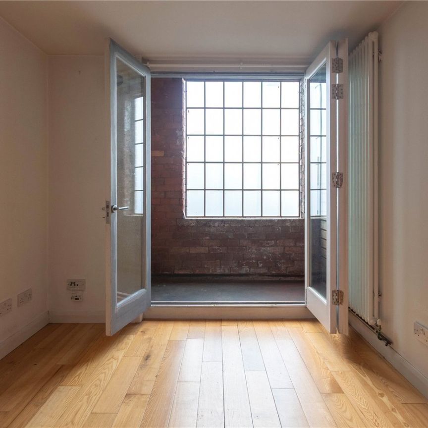 Elm Road Studios, - Photo 1