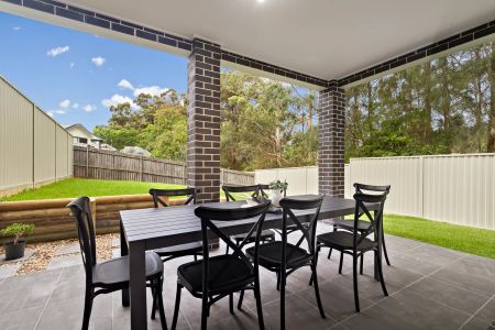 22 Warwick Road, - Photo 2