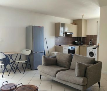 Location Appartement 2 pièces 42 m2 à Le Lamentin - Photo 3