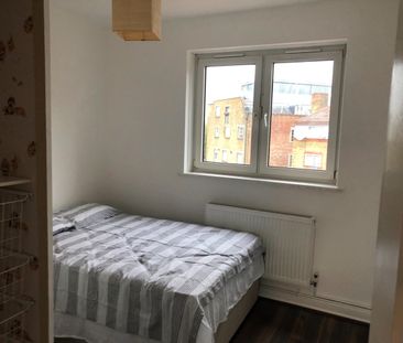 3 Bed Maisonette, Millpond Estate, SE16 - Photo 2