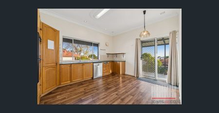 POWERED WORKSHOP WITH DRIVE THROUGH ACCESS! - Photo 5