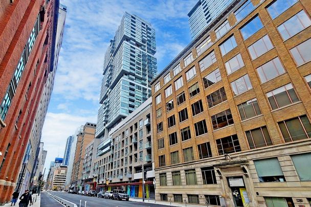 For Lease - 199 Richmond Street Unit# 2105, Toronto, Ontario - Photo 1