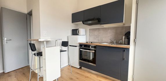 Location Appartement 1 pièce 22m² CLERMONT FERRAND 63000 - Photo 2