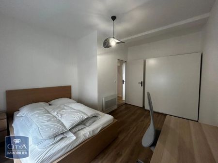 Appartement à louer 4 pièces 79.53m² - Photo 3