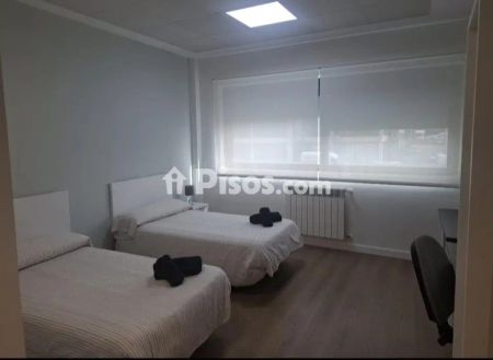 Estudio en alquiler en Residencia Estudiantil Con 26 Habitaciones - Photo 5