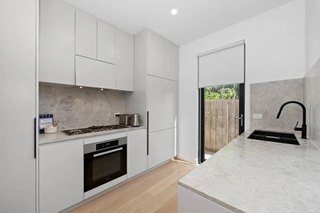 2A Knox Street, Yarraville. - Photo 4