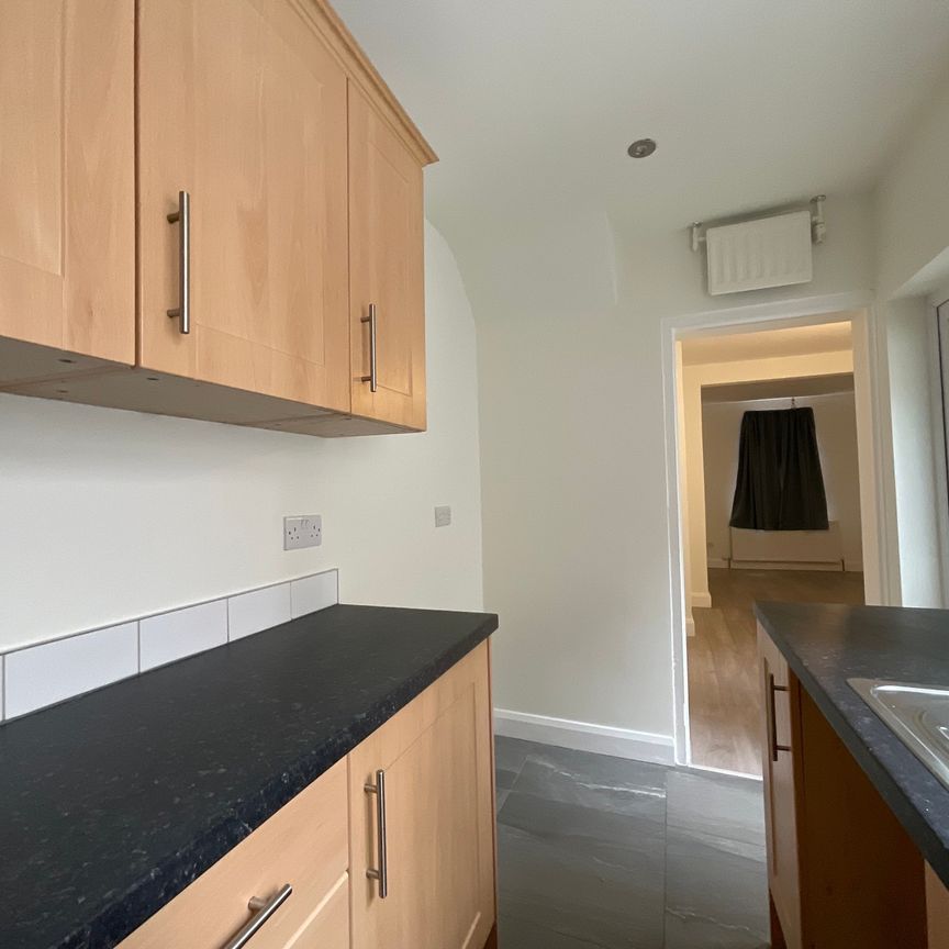 25 Rutherglen Street, Belfast, BT13 3LR - Photo 1