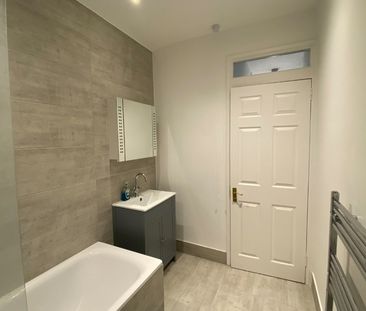 2 Bed Flat, Sibella Road, SW4 - Photo 6