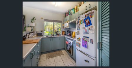 Top Floor Unit with enclosed Garage - Photo 5