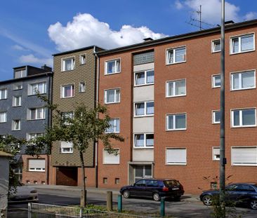 Große 3-Zimmer-Wohnung mit Gäste-WC in Duisburg Obermeiderich - Photo 1