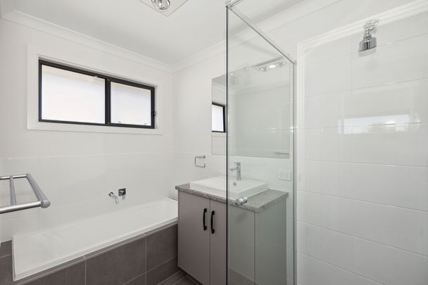 Executive family home! - Photo 1